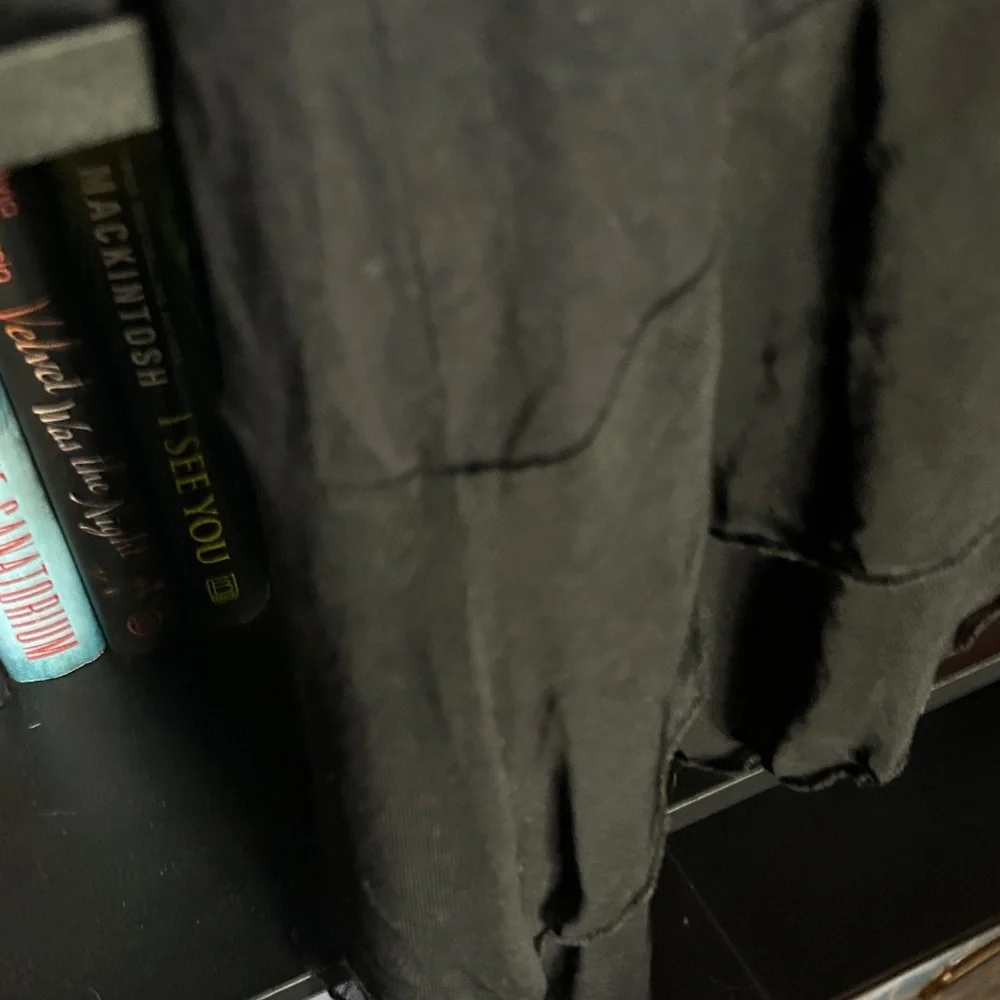 Chic Black Long Sleeve Women's Top - Picture 3 of 5